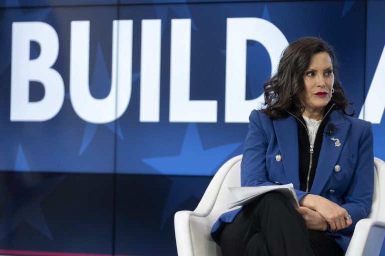 Michigan Gov. Gretchen Whitmer privately warns Trump that tariffs could cause severe economic damage in key swing state Michigan Gov. Gretchen Whitmer privately warns Trump that tariffs could cause severe economic damage in key swing state