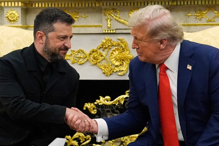 Trump says he’s arranging for Putin and Zelenskyy to meet face to face, followed by meeting of all 3 presidents Trump says he’s arranging for Putin and Zelenskyy to meet face to face, followed by meeting of all 3 presidents