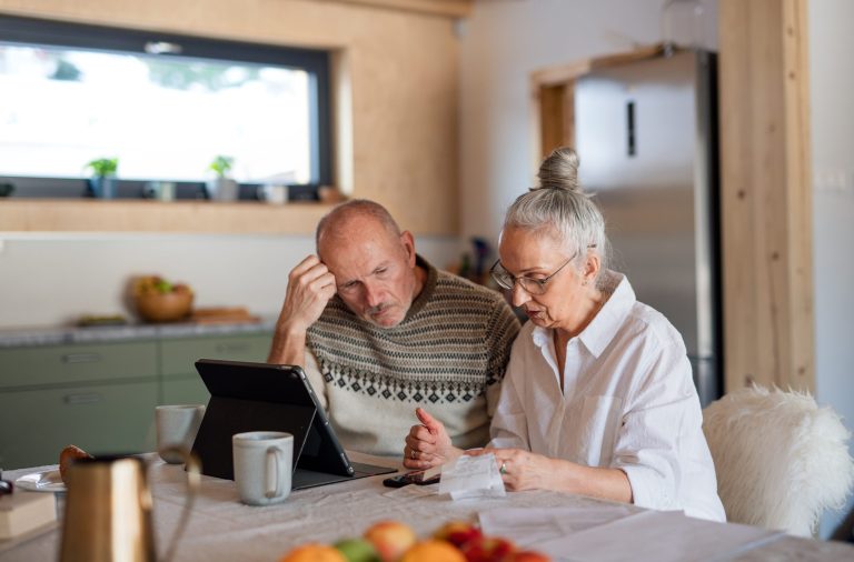 We interviewed 62 older Minnesotans who lost white-collar jobs later in life. Nearly 75% refused to move, and 3 big problems kept them locked in place We interviewed 62 older Minnesotans who lost white-collar jobs later in life. Nearly 75% refused to move, and 3 big problems kept them locked in place