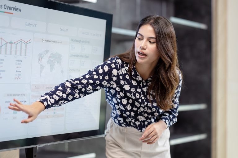 Companies with female CFOs outperform industry averages, study shows Companies with female CFOs outperform industry averages, study shows