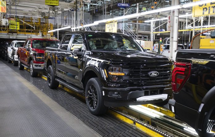 Trump says Japan to import Ford’s huge F-150 pickup trucks