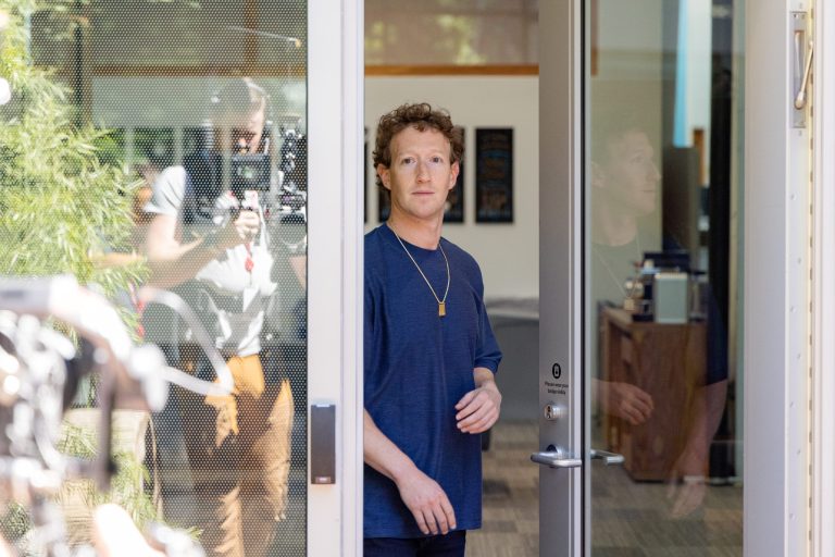 Mark Zuckerberg gifted noise-canceling headphones to his Palo Alto neighbors because of the non-stop construction around his 11 homes Mark Zuckerberg gifted noise-canceling headphones to his Palo Alto neighbors because of the non-stop construction around his 11 homes