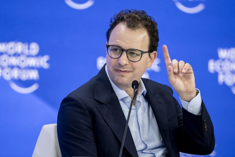 Book authors hail ‘historic settlement’ as Anthropic dodges trial on how it actually acquired millions of copyrighted works to ingest Book authors hail ‘historic settlement’ as Anthropic dodges trial on how it actually acquired millions of copyrighted works to ingest