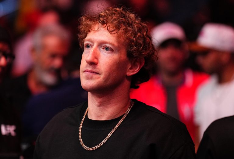 Elon Musk tried to court Mark Zuckerberg to help him finance xAI’s attempted billion OpenAI takeover, court filing shows Elon Musk tried to court Mark Zuckerberg to help him finance xAI’s attempted billion OpenAI takeover, court filing shows