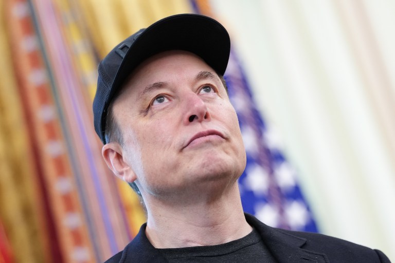 A bright spot for Tesla shareholders: Under Elon Musk’s new comp package, their fate is now intertwined with his A bright spot for Tesla shareholders: Under Elon Musk’s new comp package, their fate is now intertwined with his