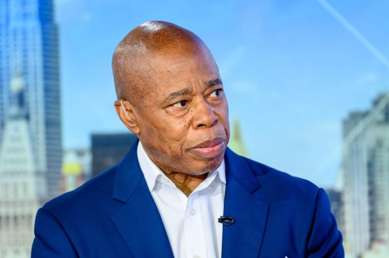 NYC Mayor Eric Adams’ ex-aide handed a reporter a potato chip bag stuffed with cash NYC Mayor Eric Adams’ ex-aide handed a reporter a potato chip bag stuffed with cash