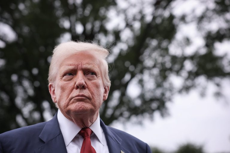 Trump’s threatened 40% tariff on ‘transshipped’ goods tries to target China and its manufacturing strength Trump’s threatened 40% tariff on ‘transshipped’ goods tries to target China and its manufacturing strength