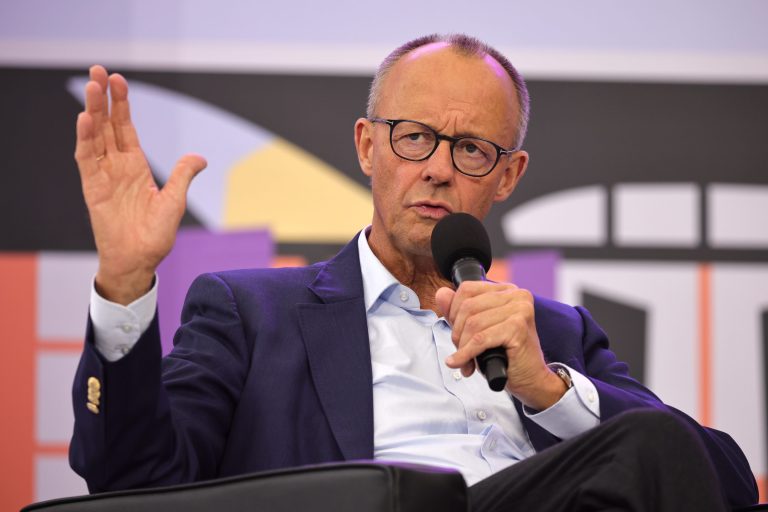 Germany hopes it can build up its Army by asking young people really nicely to sign up (and giving them more money) Germany hopes it can build up its Army by asking young people really nicely to sign up (and giving them more money)