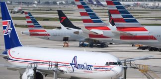 Trump demands $10,000 bonuses for air traffic controllers who worked during shutdown and pay cuts for those who didn’t amid flight chaos | Fortune