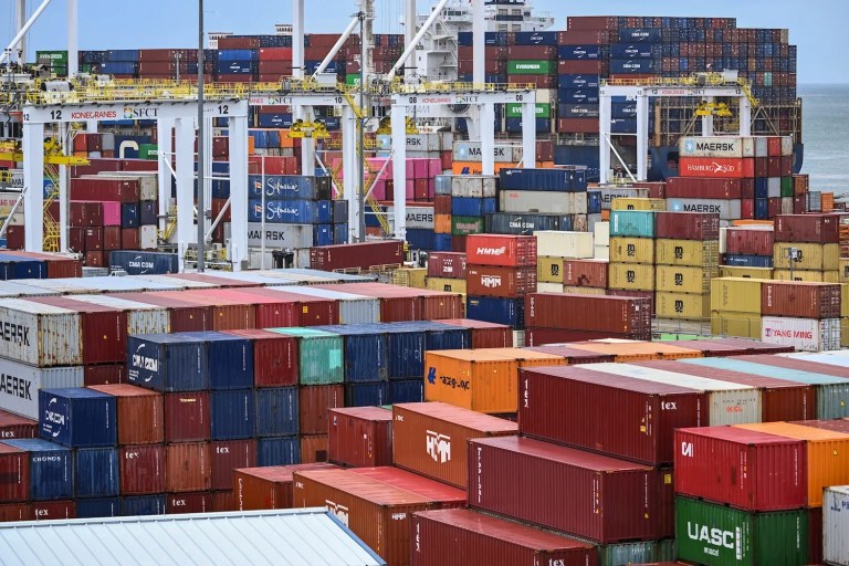 Trump’s Tariffs Take Effect Worldwide Trump’s Tariffs Take Effect Worldwide