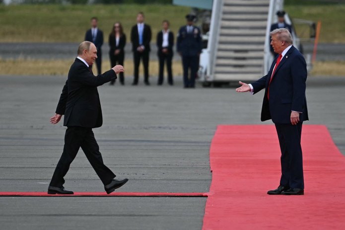 Trump Rolls Out the Red Carpet for Putin in Alaska