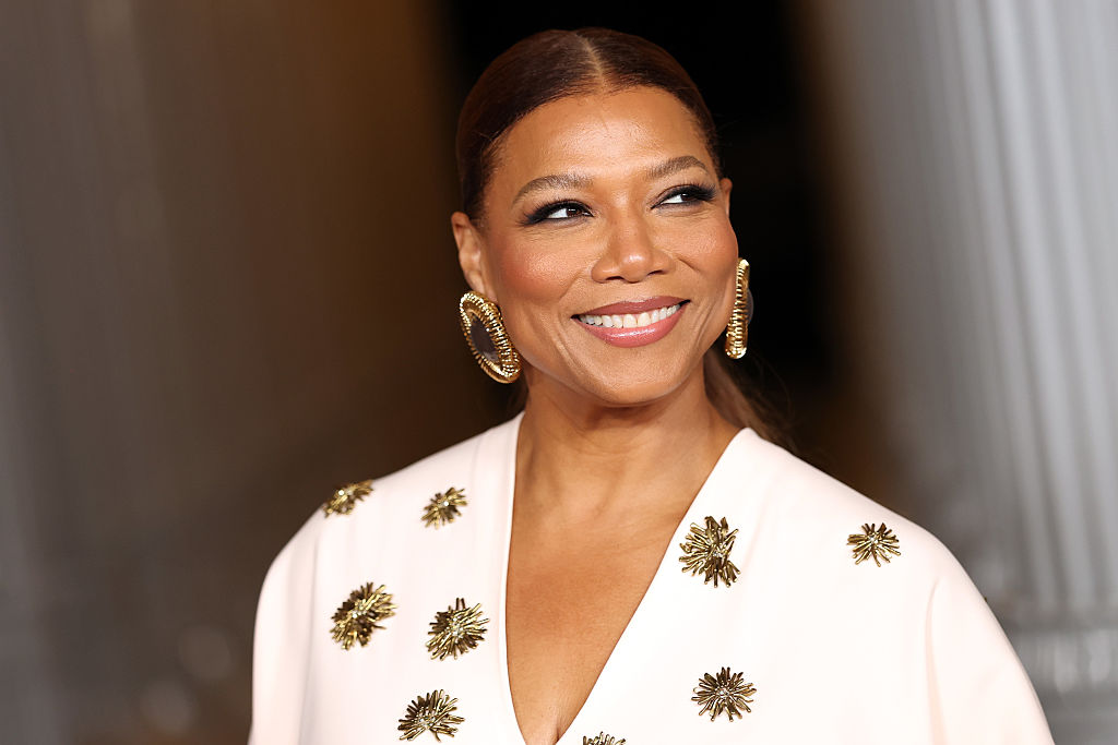 Queen Latifah Tells All on New ReLiving Single Podcast Episode | FROUSA NEWS