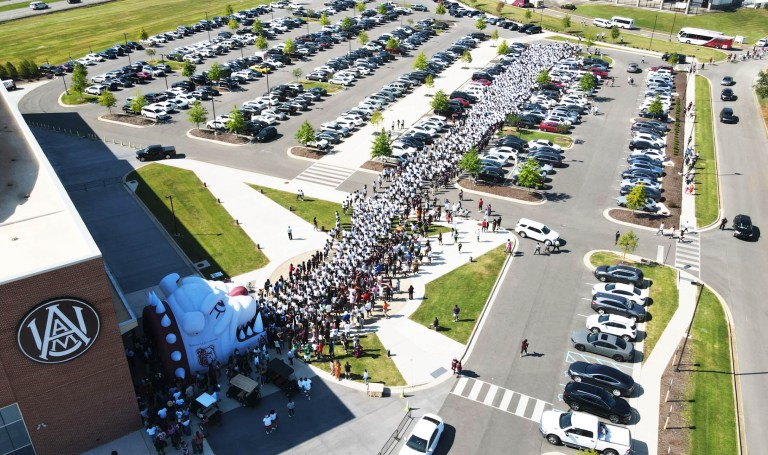 Alabama A&M Sets Record Freshman Enrollment; 42% of the Class Are Male Students – HBCU Buzz Alabama A&M Sets Record Freshman Enrollment; 42% of the Class Are Male Students – HBCU Buzz