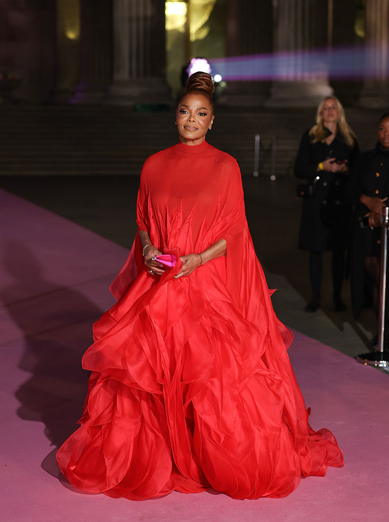 See Janet Jackson & Her Cheekbones Slay The 2025 British Museum Gala See Janet Jackson & Her Cheekbones Slay The 2025 British Museum Gala