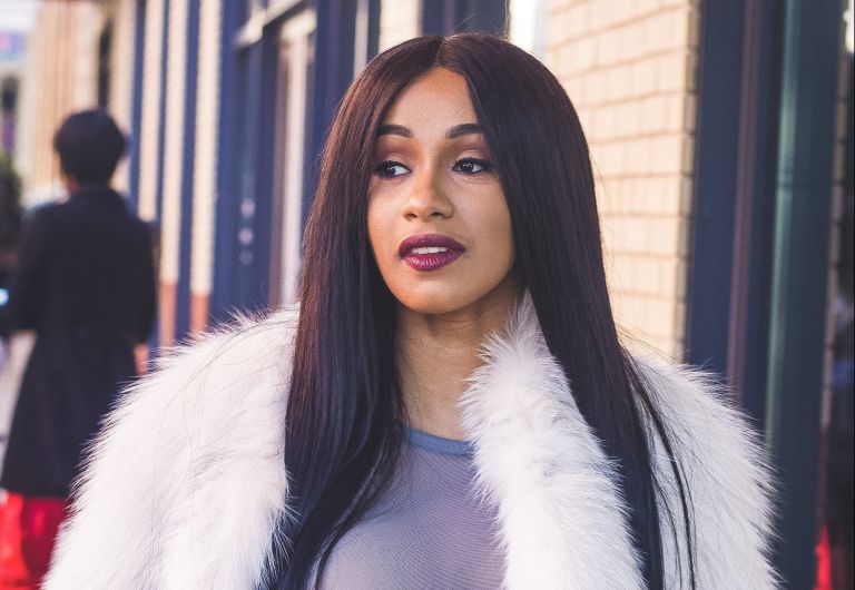 Cardi B Testifies In Civil Trial, Accused Of Cutting A Woman’s Face Cardi B Testifies In Civil Trial, Accused Of Cutting A Woman’s Face