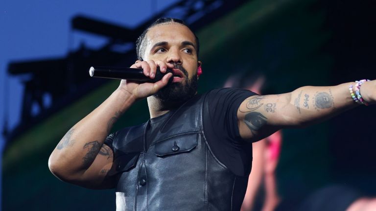 Drake Blasted By Lucian Grainge Over Legal Demands – HipHopDX Drake Blasted By Lucian Grainge Over Legal Demands – HipHopDX