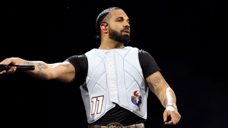 Drake Reiterates Support For Tory Lanez – HipHopDX Drake Reiterates Support For Tory Lanez – HipHopDX