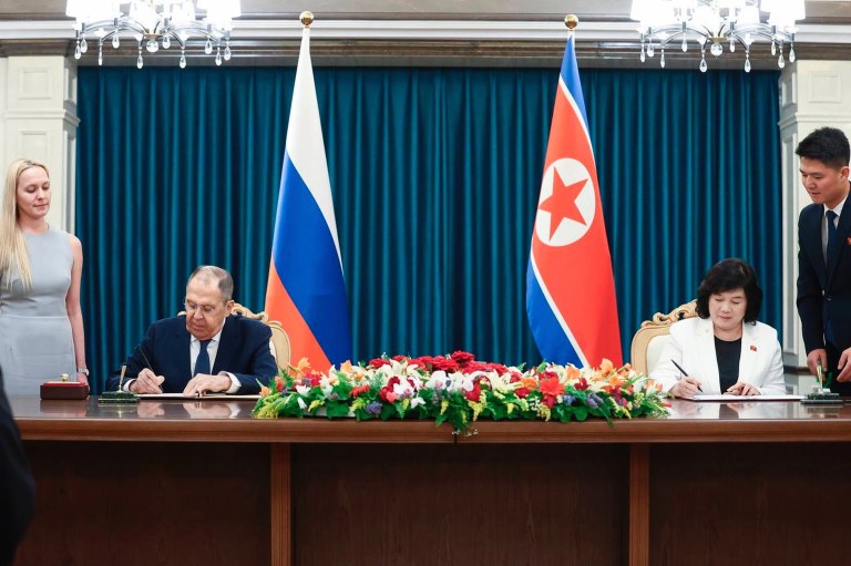 North Korea pledges to ‘unconditionally support’ Russia’s war in Ukraine North Korea pledges to ‘unconditionally support’ Russia’s war in Ukraine