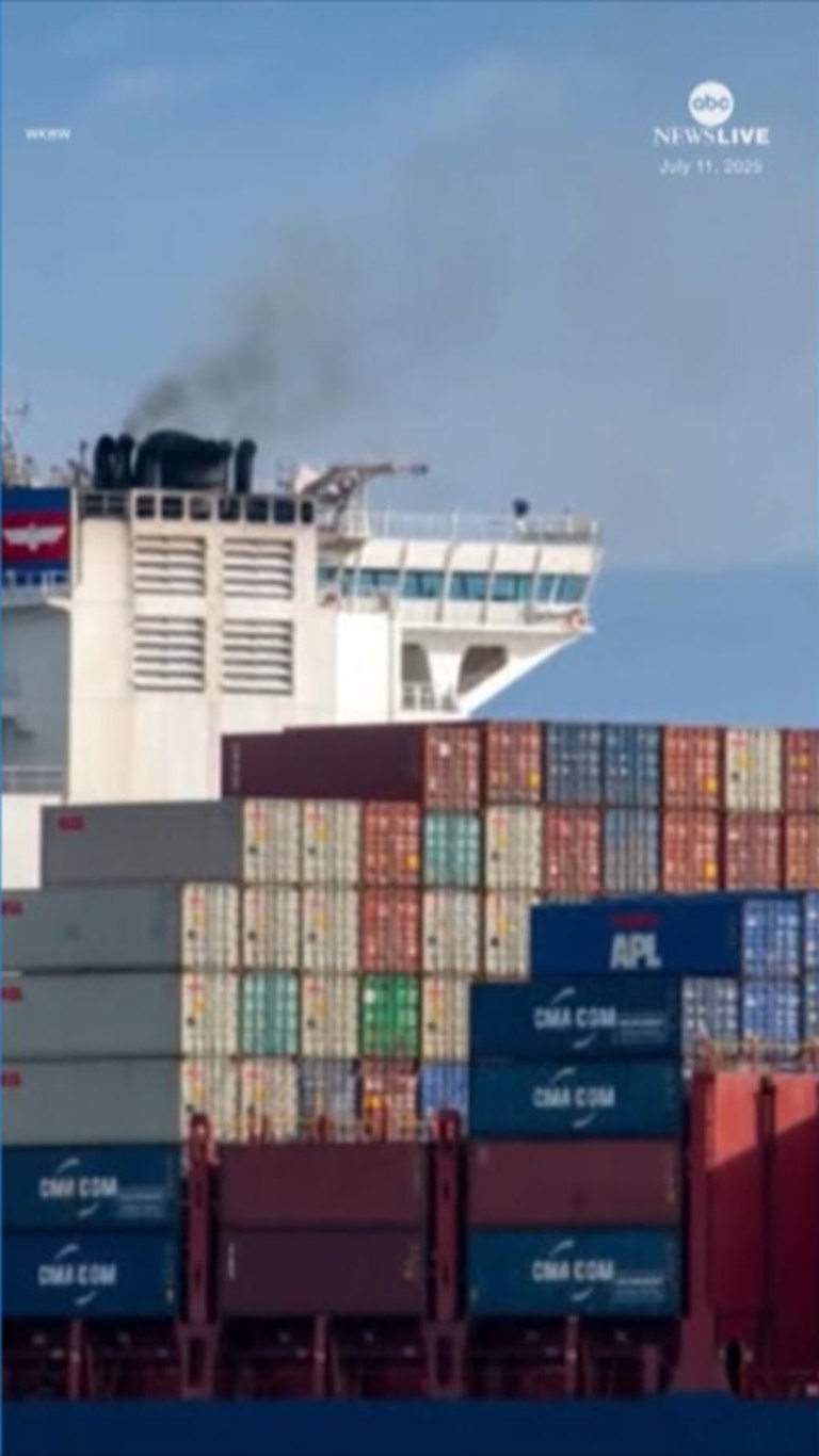 Video Trump threatens 35% tariff on Canadian goods Video Trump threatens 35% tariff on Canadian goods
