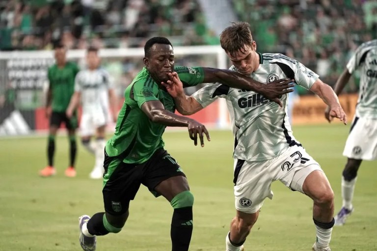 Deadspin | Goalkeepers step up as New England, Austin FC play to scoreless draw Deadspin | Goalkeepers step up as New England, Austin FC play to scoreless draw