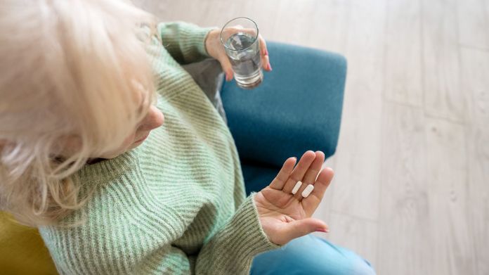 Your CDK4/6 Inhibitor Treatment Cycle for Metastatic Breast Cancer: A Practical Guide Your CDK4/6 Inhibitor Treatment Cycle for Metastatic Breast Cancer: A Practical Guide