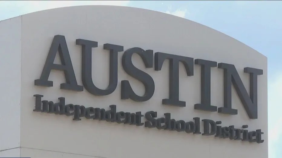 Austin ISD parents rally against potential shutdown of 13 schools | FROUSA NEWS