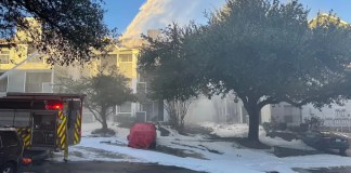 Firefighter injured when apartment collapses during Pflugerville blaze
