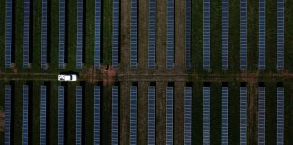 Georgia hashes out plan to let data centers build their own clean…