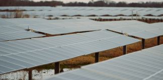 How solar and batteries help keep lights on during Texas winter storms