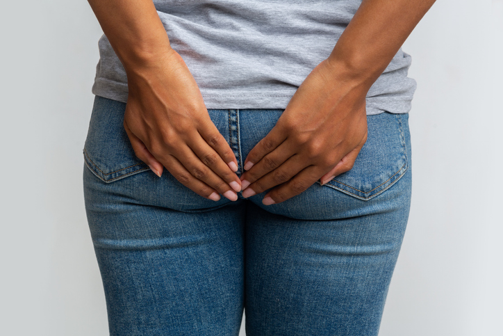 The Booty Is Sitting, But Something’s Stinking: Let’s Talk ‘BBL Smell’ The Booty Is Sitting, But Something’s Stinking: Let’s Talk ‘BBL Smell’