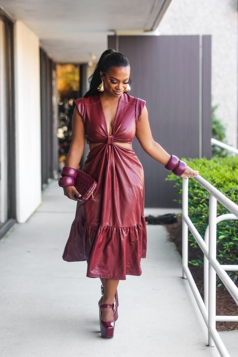 ‘Always Work On Your Next Move’—Kandi Burruss Talks Leaving ‘Housewives,’ Broadway Wins, And Her Mogul Mindset ‘Always Work On Your Next Move’—Kandi Burruss Talks Leaving ‘Housewives,’ Broadway Wins, And Her Mogul Mindset