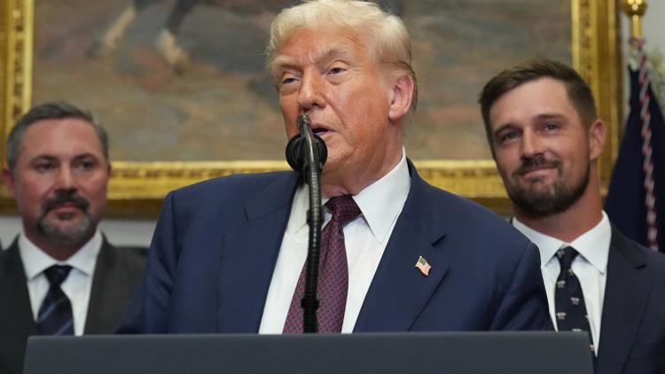 Trump fires jobs report chief, claims without evidence that numbers were manipulated Trump fires jobs report chief, claims without evidence that numbers were manipulated