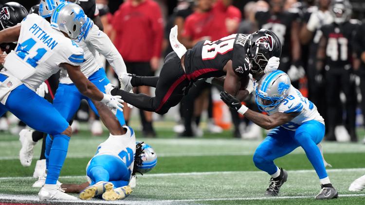 Lions-Falcons preseason game ends early after serious injury to Detroit’s Morice Norris Lions-Falcons preseason game ends early after serious injury to Detroit’s Morice Norris