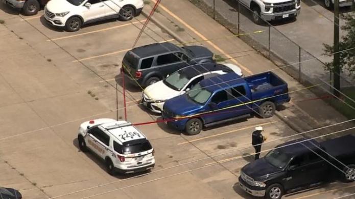 ‘Tragic situation’ | HCSO: 9-year-old child dies after being left in hot car with water and windows cracked ‘Tragic situation’ | HCSO: 9-year-old child dies after being left in hot car with water and windows cracked