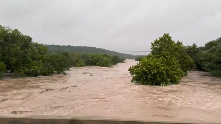 Dozens of water rescues as heavy rain floods parts of Central Texas | FROUSA Media Dozens of water rescues as heavy rain floods parts of Central Texas | FROUSA Media