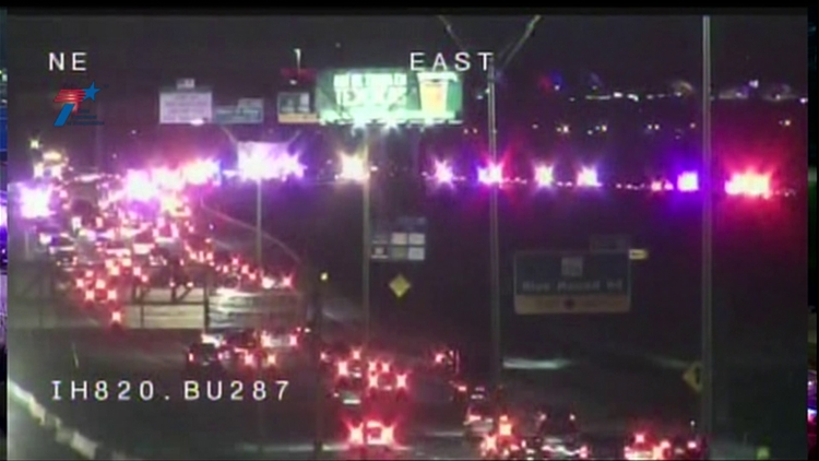 1 killed in fiery, single-vehicle crash along I-820 in Saginaw, officials say 1 killed in fiery, single-vehicle crash along I-820 in Saginaw, officials say