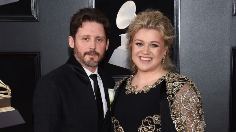 Kelly Clarkson postpones August Las Vegas residency shows due to family illness Kelly Clarkson postpones August Las Vegas residency shows due to family illness