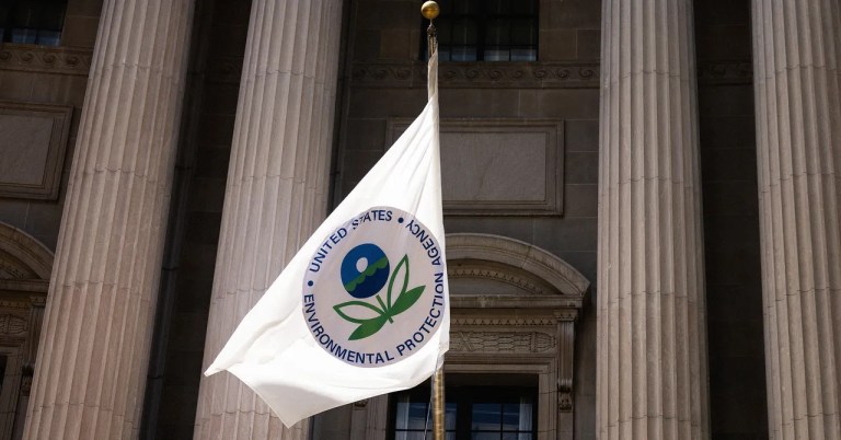 EPA Employees Still in the Dark as Agency Dismantles Scientific Research Office EPA Employees Still in the Dark as Agency Dismantles Scientific Research Office