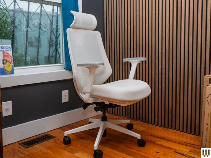 Our Editors’ Favorite Office Chair Is $50 Off, as Well as Other Office Goodies