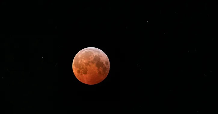 How to See the Total Lunar Eclipse and Blood Moon on September 7 How to See the Total Lunar Eclipse and Blood Moon on September 7