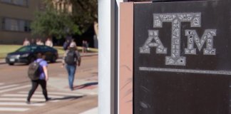 Texas universities revamp courses to follow new laws