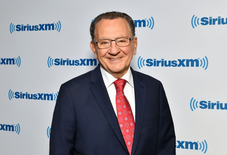 Judge Frank Caprio’s death leaves mourners remembering his compassion that drew many online fans Judge Frank Caprio’s death leaves mourners remembering his compassion that drew many online fans