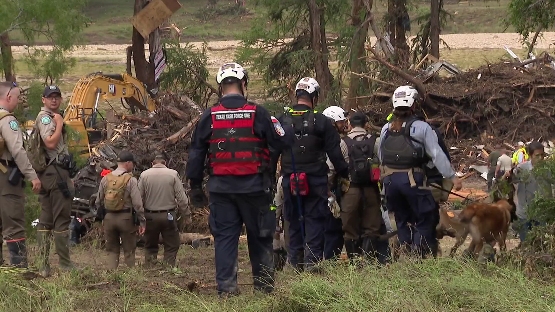 Search teams continue to look for 3 missing in Kerr County | FROUSA Media