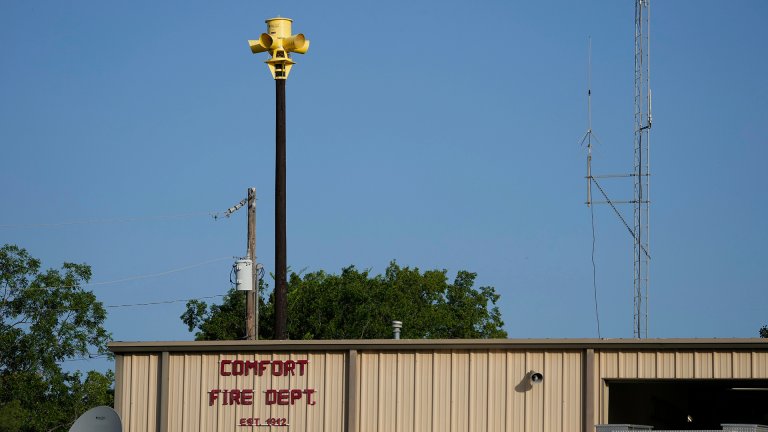 Sirens that make a specific sound for flooding saved everyone in the Texas community of Comfort Sirens that make a specific sound for flooding saved everyone in the Texas community of Comfort