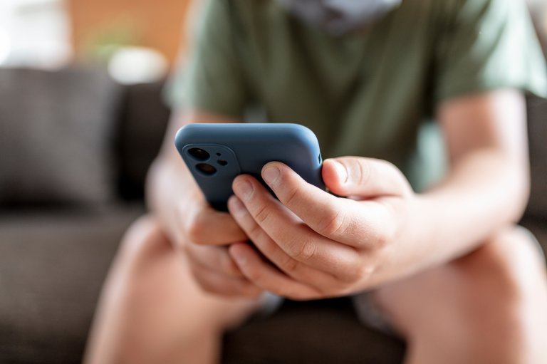 Who’s responsible for kids’ safety on smartphones? Many say Google and Apple Who’s responsible for kids’ safety on smartphones? Many say Google and Apple