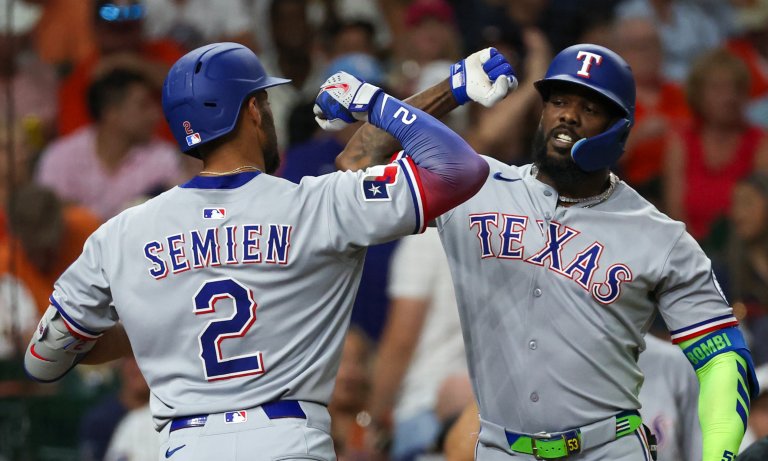 Astros beat Rangers in 11th inning Saturday night Astros beat Rangers in 11th inning Saturday night
