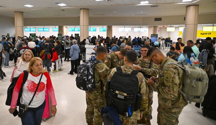 U.S. military operation in Venezuela disrupts Caribbean holiday travel, hundreds of flights canceled U.S. military operation in Venezuela disrupts Caribbean holiday travel, hundreds of flights canceled