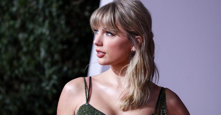 Taylor Swift Announces New Album ‘The Life of a Showgirl’ – Our Culture Taylor Swift Announces New Album ‘The Life of a Showgirl’ – Our Culture