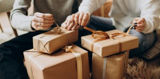 Tips For Choosing Gifts That Feel Truly Meaningful – Our Culture