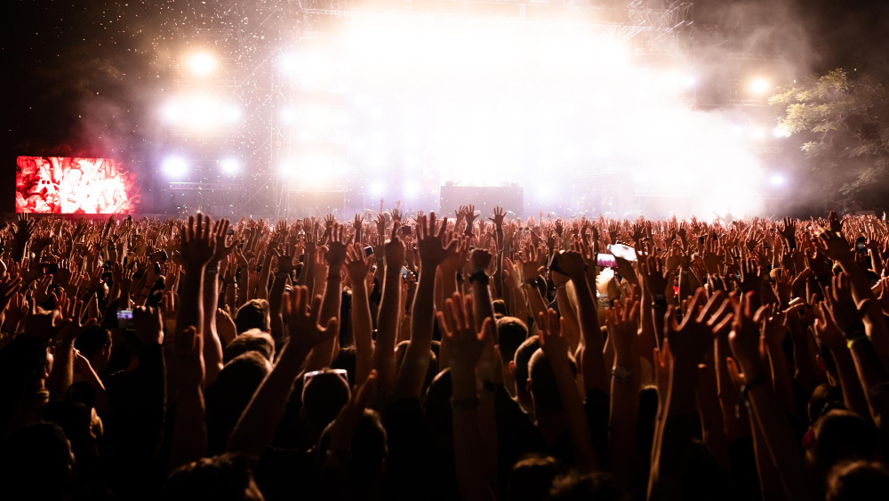 How to Leave Shows Safely Without a DUI – Our Culture | FROUSA Media How to Leave Shows Safely Without a DUI – Our Culture | FROUSA Media